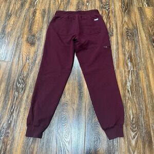 FIGS Women's Zamora Jogger Scrub Pants Size XXS/P Petite Burgundy W18SW2005P